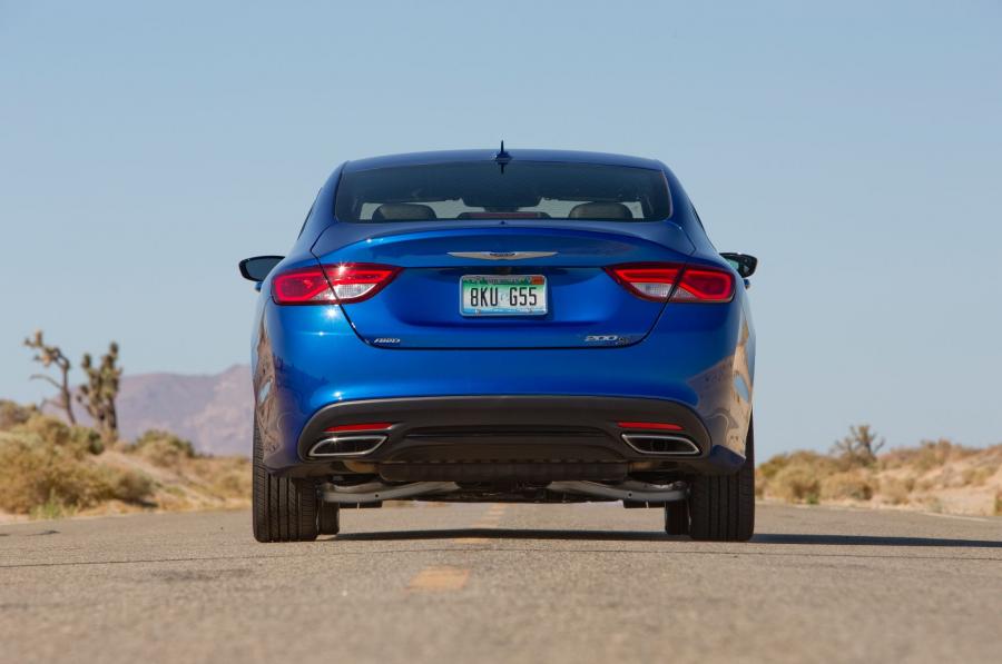  Chrysler 200 S 2014 года  (фото 45 из 69)